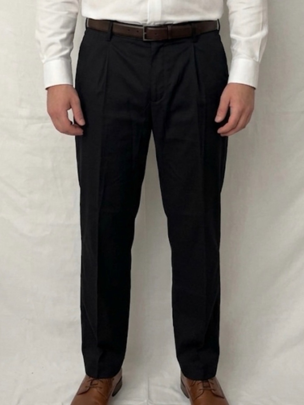 Amazon Essentials Men’s Classic Fit Pants 40x32 Black Stretch NWT(A820)